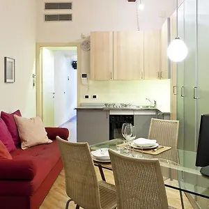 Appartamento Italianway-fiori Chiari, Milano